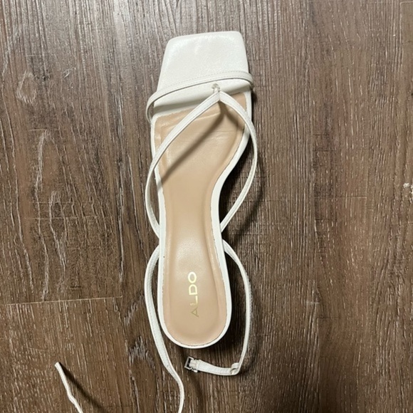 Aldo kaviel white strap sandals heel - Picture 9 of 9